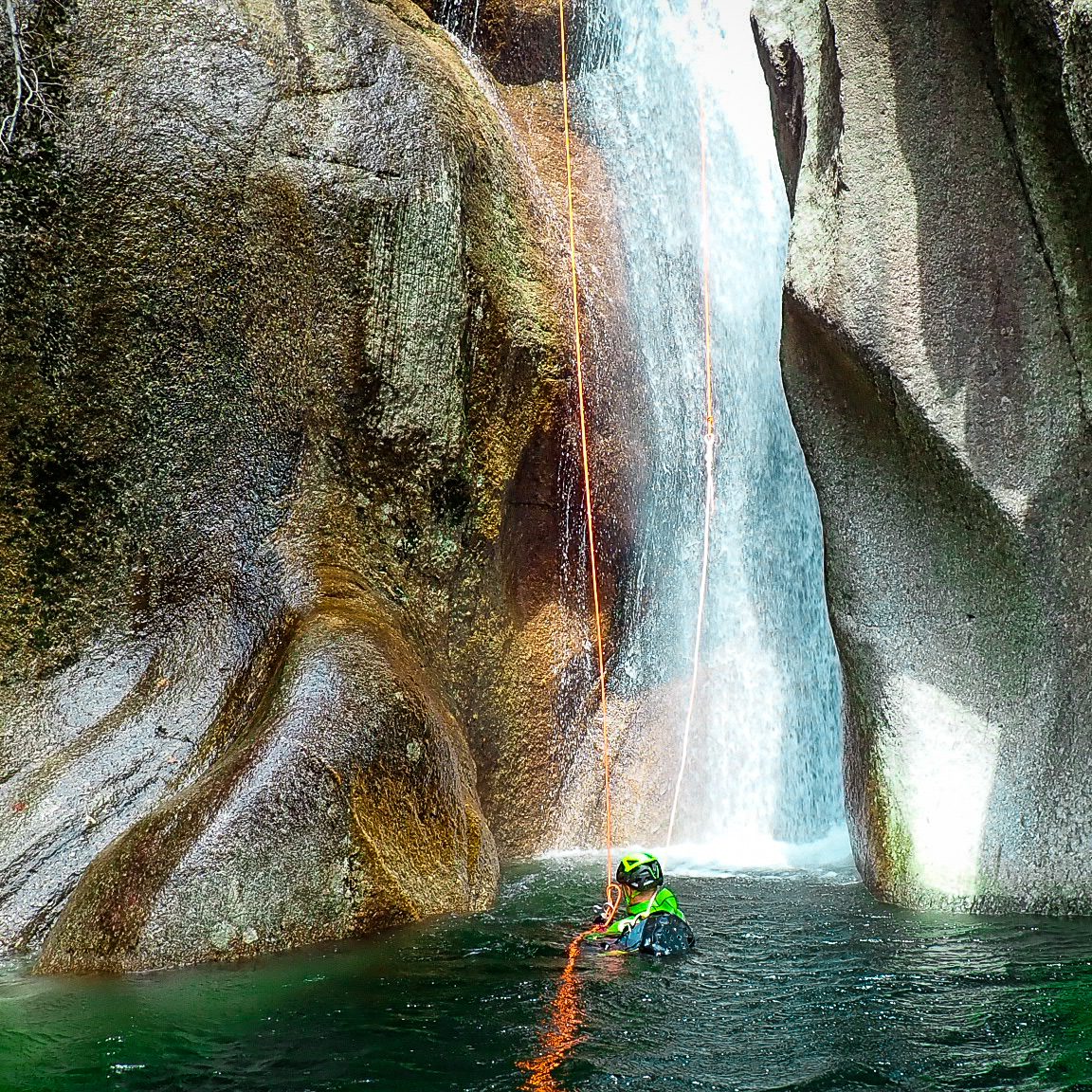canyoning toscana -toscana adventure team