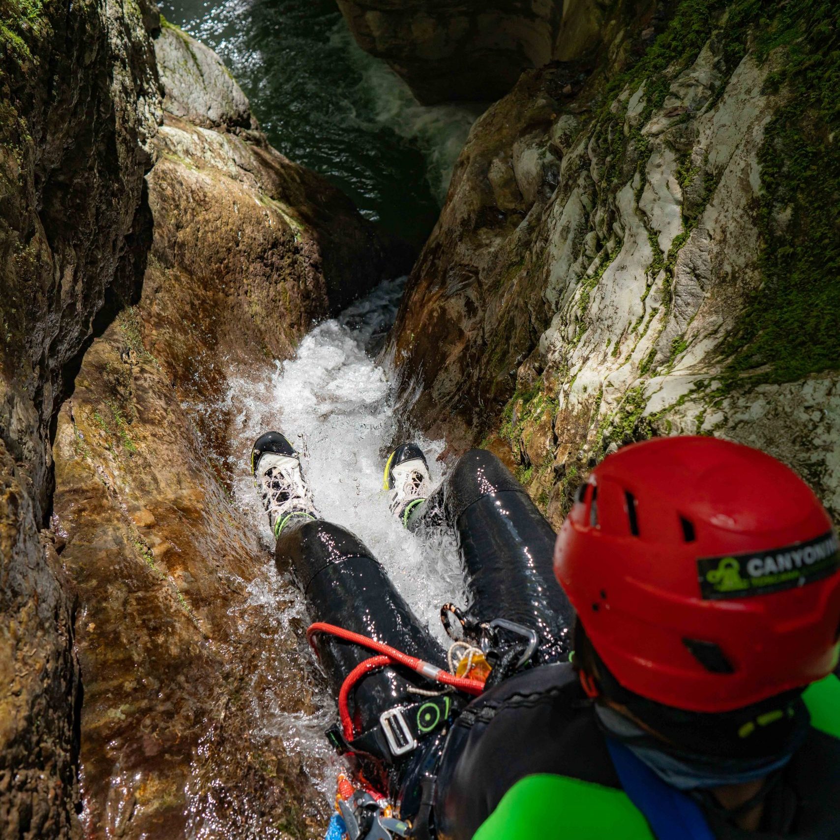 Rio Selvano (i Pili) 22 dove fare canyoning in toscana, canyoning toscana CANYONIN, CHE COS'è IL CANYONING?, DOVE FARE CANYONING IN TOSCANA