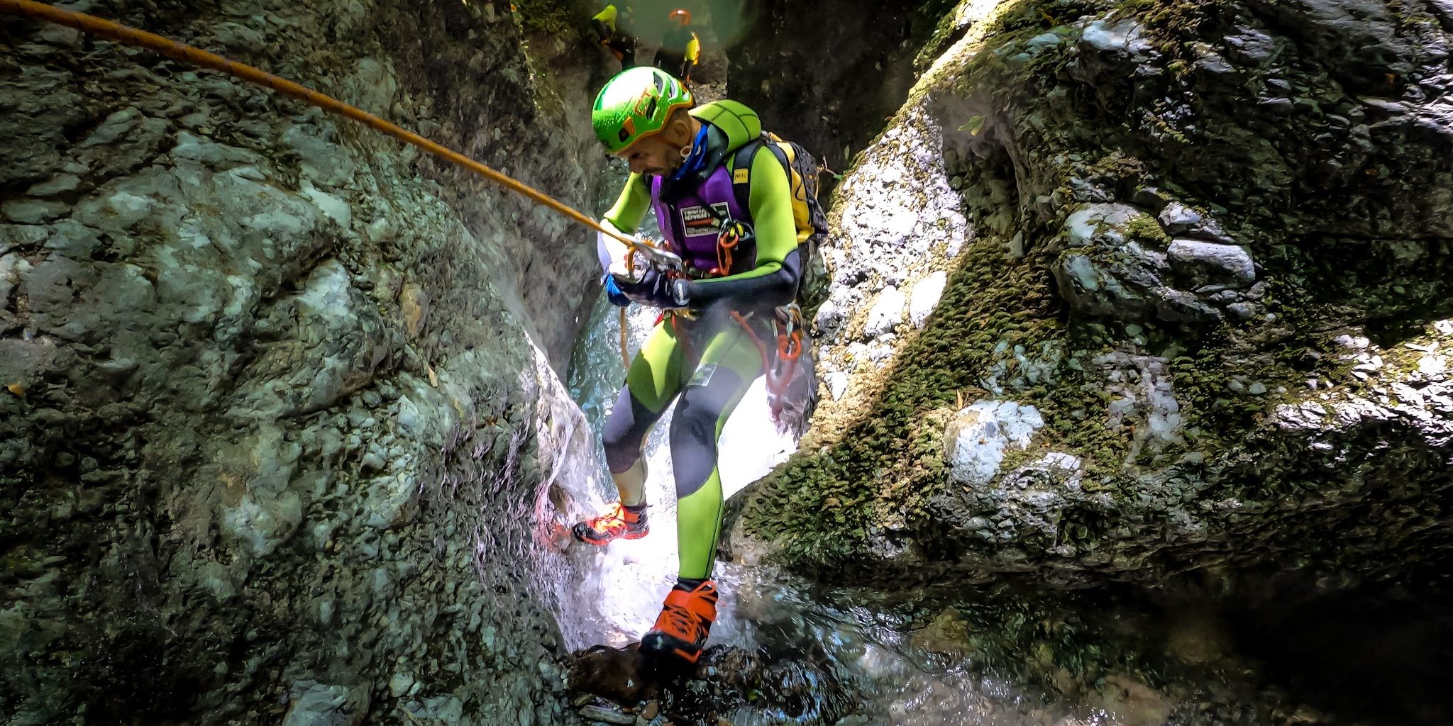 canyoning toscana -toscana adventure team