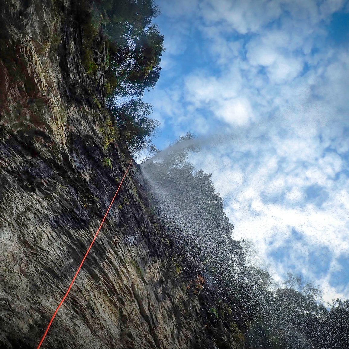 canyoning toscana -toscana adventure team