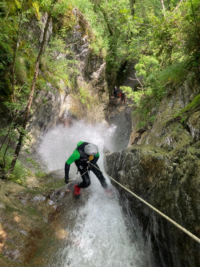 rio maggiore Canyoning Toscana_ corso avanzato di canyoning