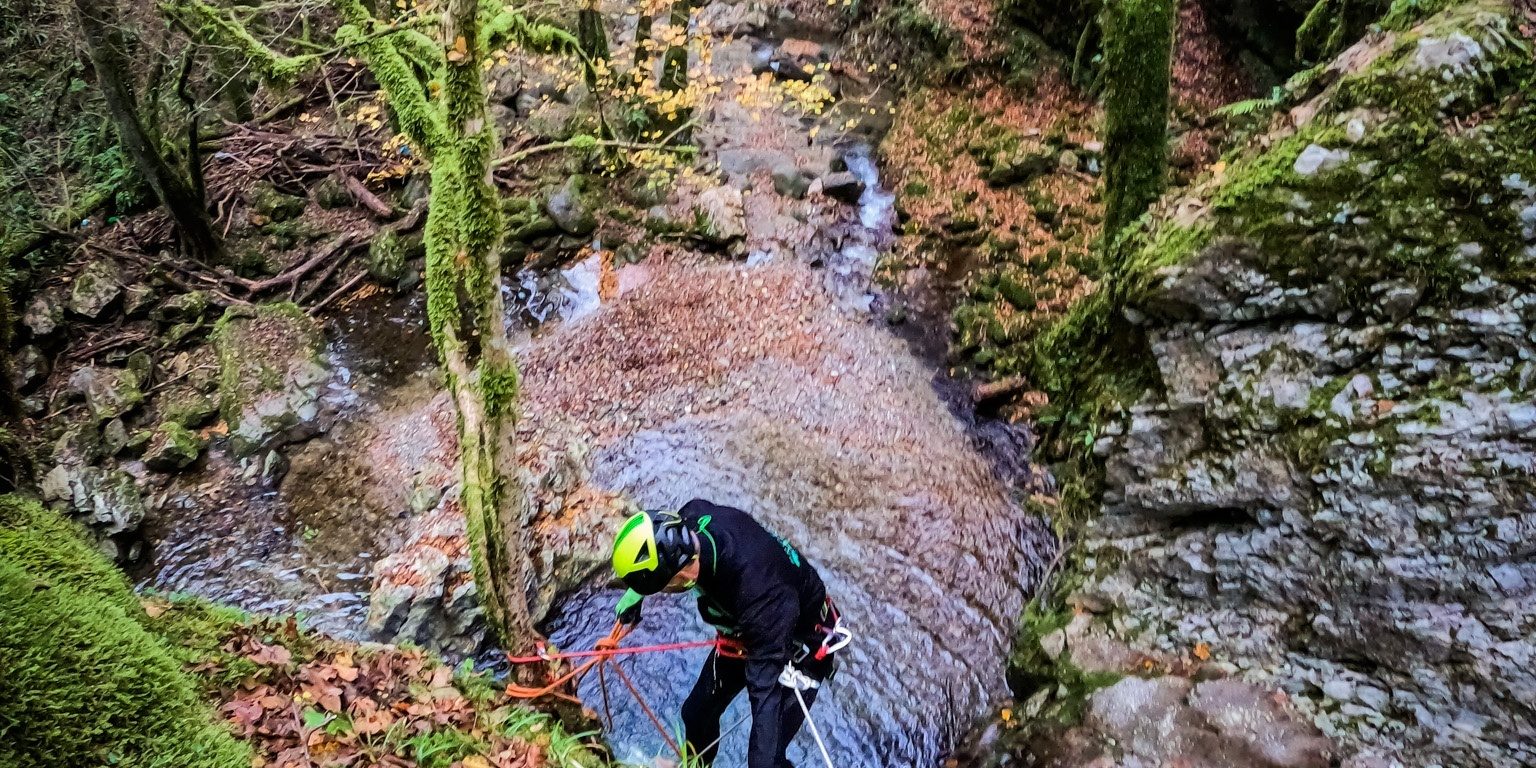 canyoning toscana -toscana adventure team