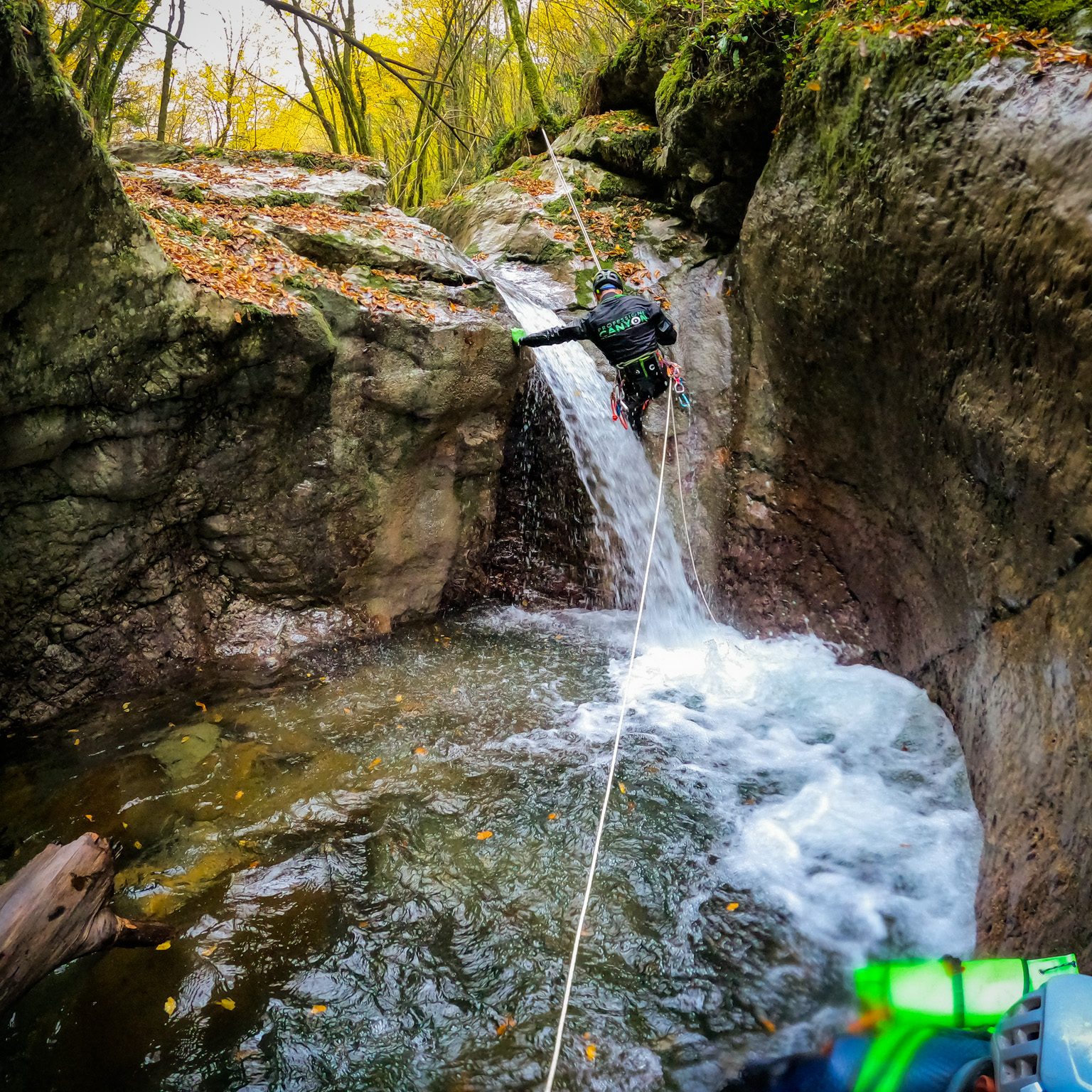 canyoning toscana -toscana adventure team