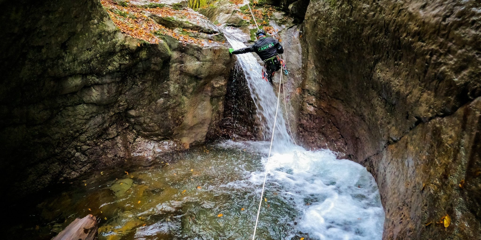 canyoning toscana -toscana adventure team