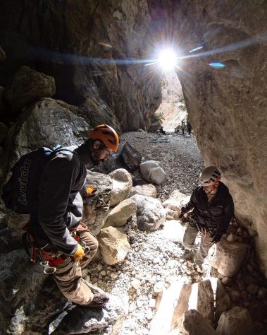 DRY CANYONING TOSCANA CORSO DI INTRODUZIONE AL CANYONING