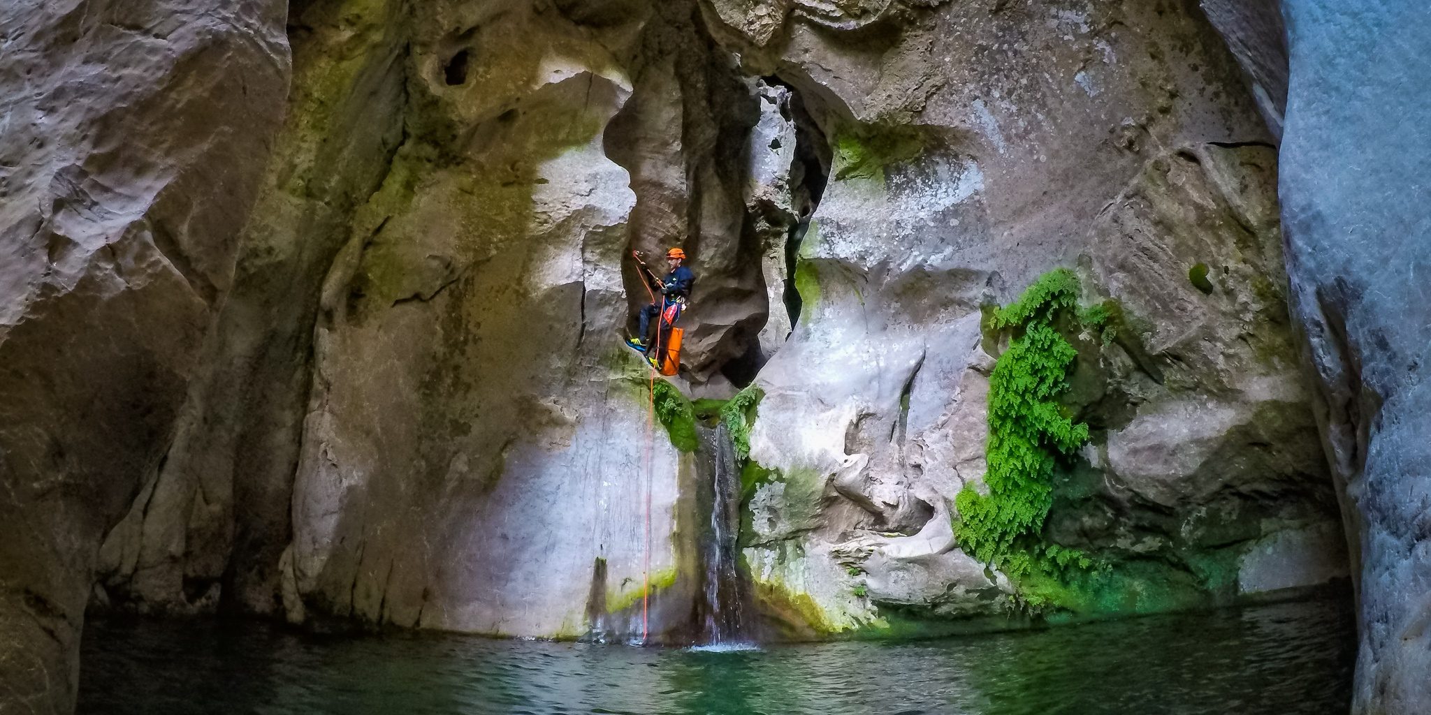 Sardegna canyoning trip, canyoning toscana _ canyoning Lucca_RAFTING TOSCANA _canyoning