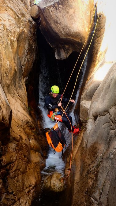 Sardegna canyoning trip, canyoning toscana _ canyoning Lucca_RAFTING TOSCANA _canyoning