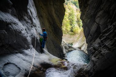che cos'è il cnayoning canyoning canyoning toscana 