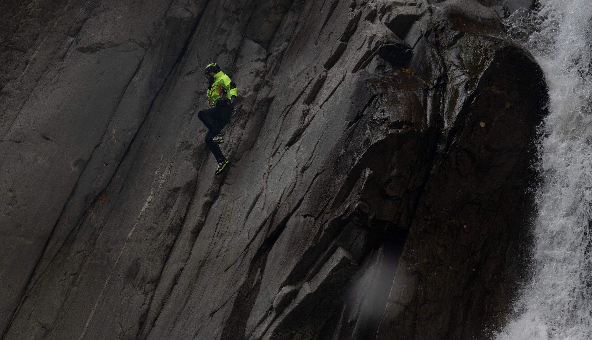 PIEMONTE Canyoning trip 4 Tateam Benvenuti nell'avventura piu' bella della vostra vita PIEMONTE Canyoning trip
