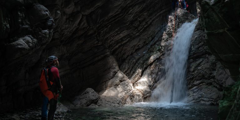torrente ania che cos'è il cnayoning canyoning canyoning toscana