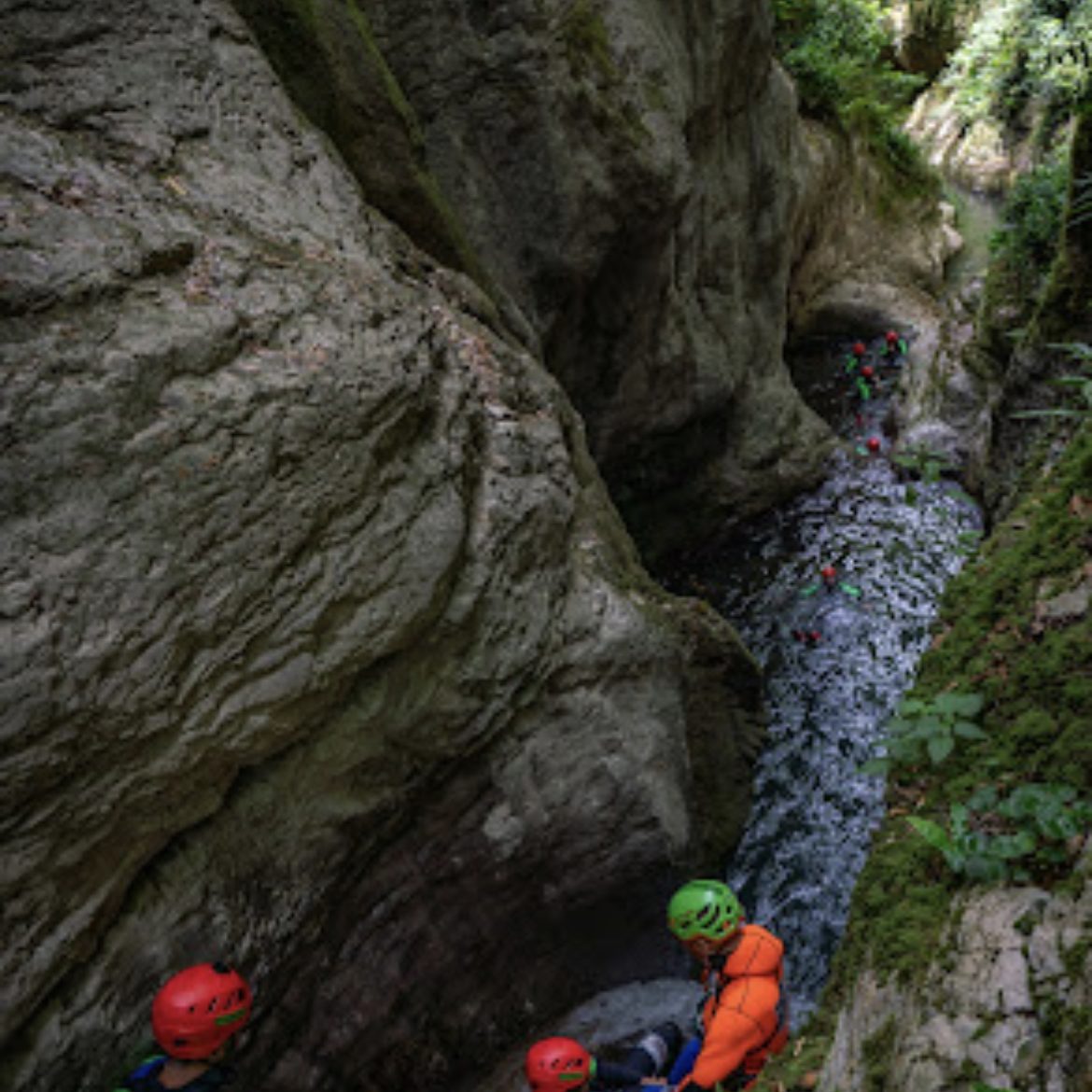 Rio Selvano (i Pili) 4 canyoning_canyoning in toscana_canyoning toscana_ canyoning_canyoning Lucca _canyoning Firenze