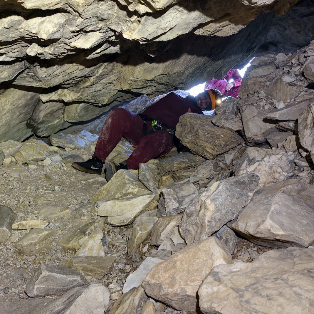 SPELEO EXPERIENCE - TRAVERSATA DEL CORCHIA TOSCANA